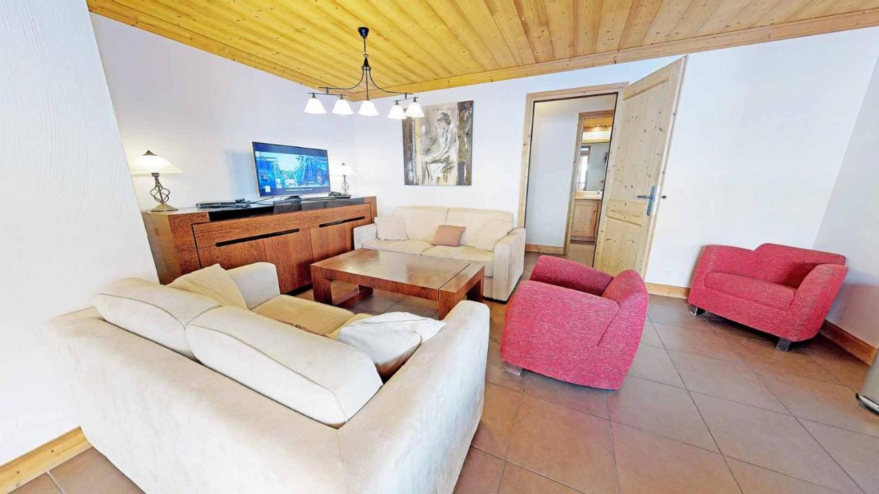 Charming With View On Mont Blanc Chalet *