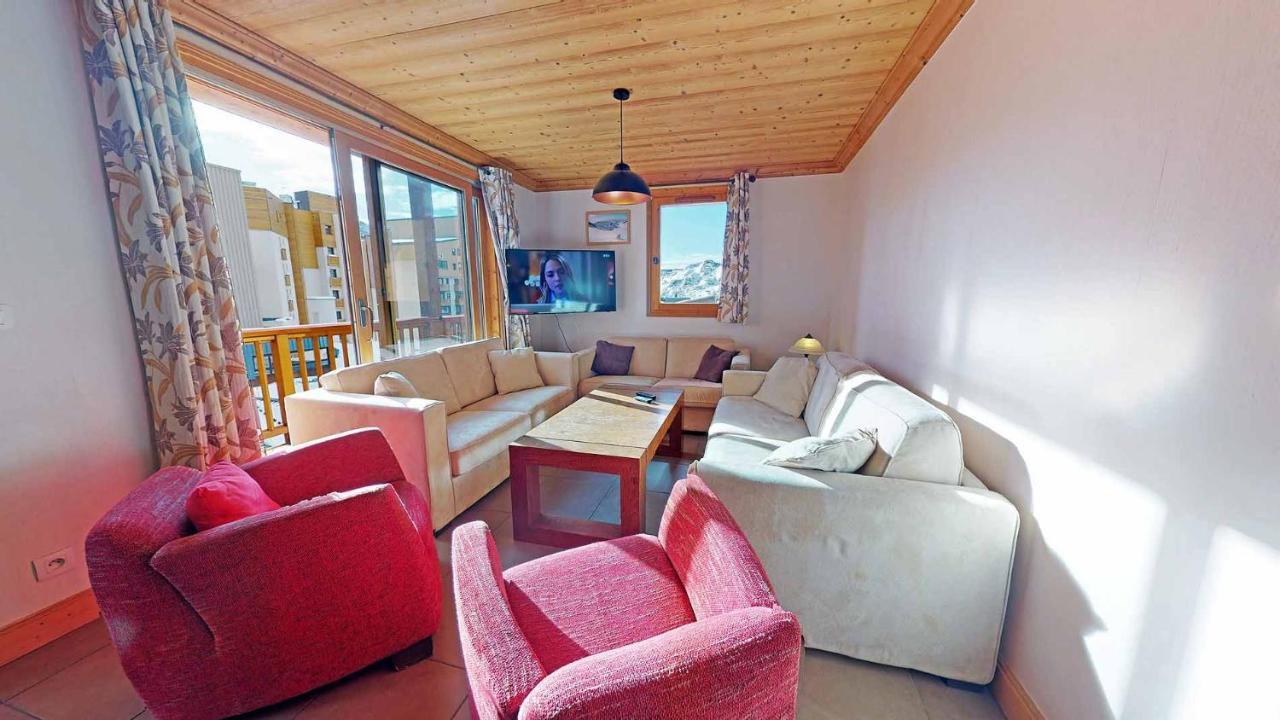 Charming With View On Mont Blanc Chalet