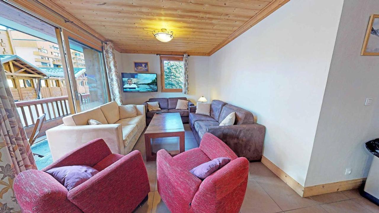 Charming With View On Mont Blanc Peisey-Nancroix