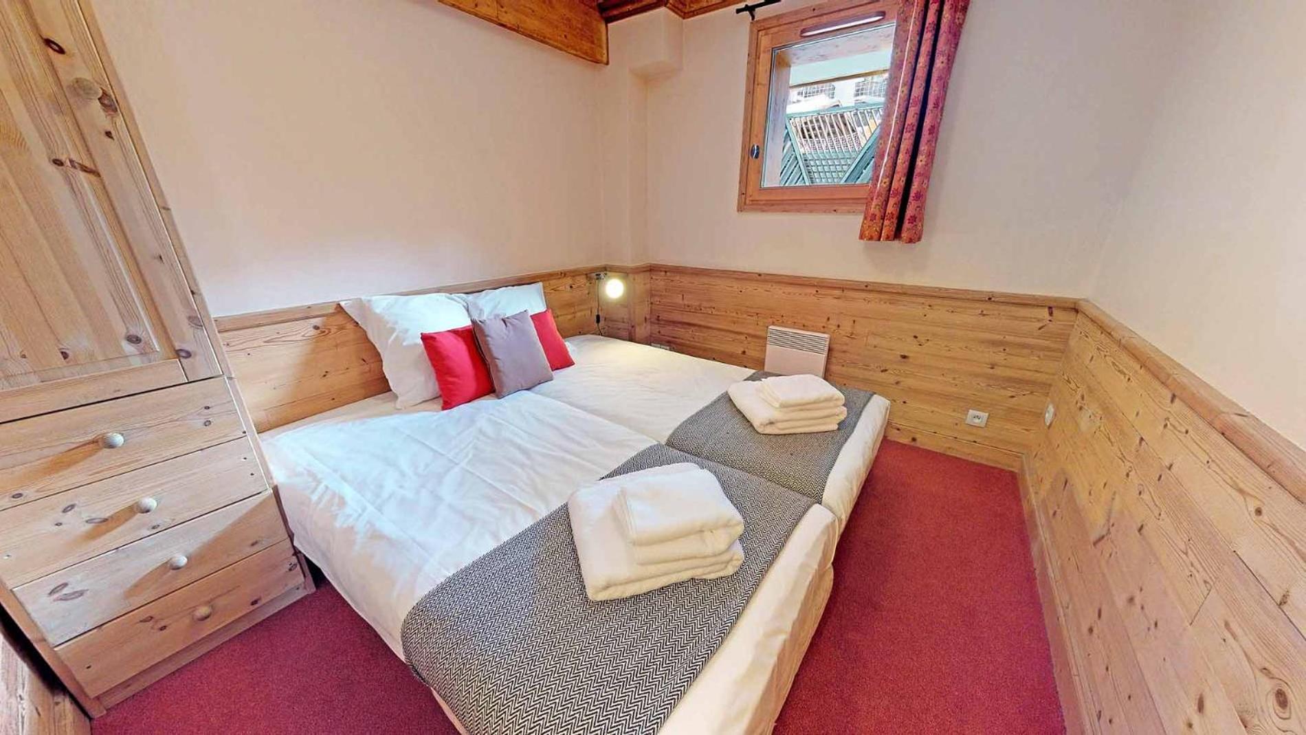 Charming With View On Mont Blanc Chalet