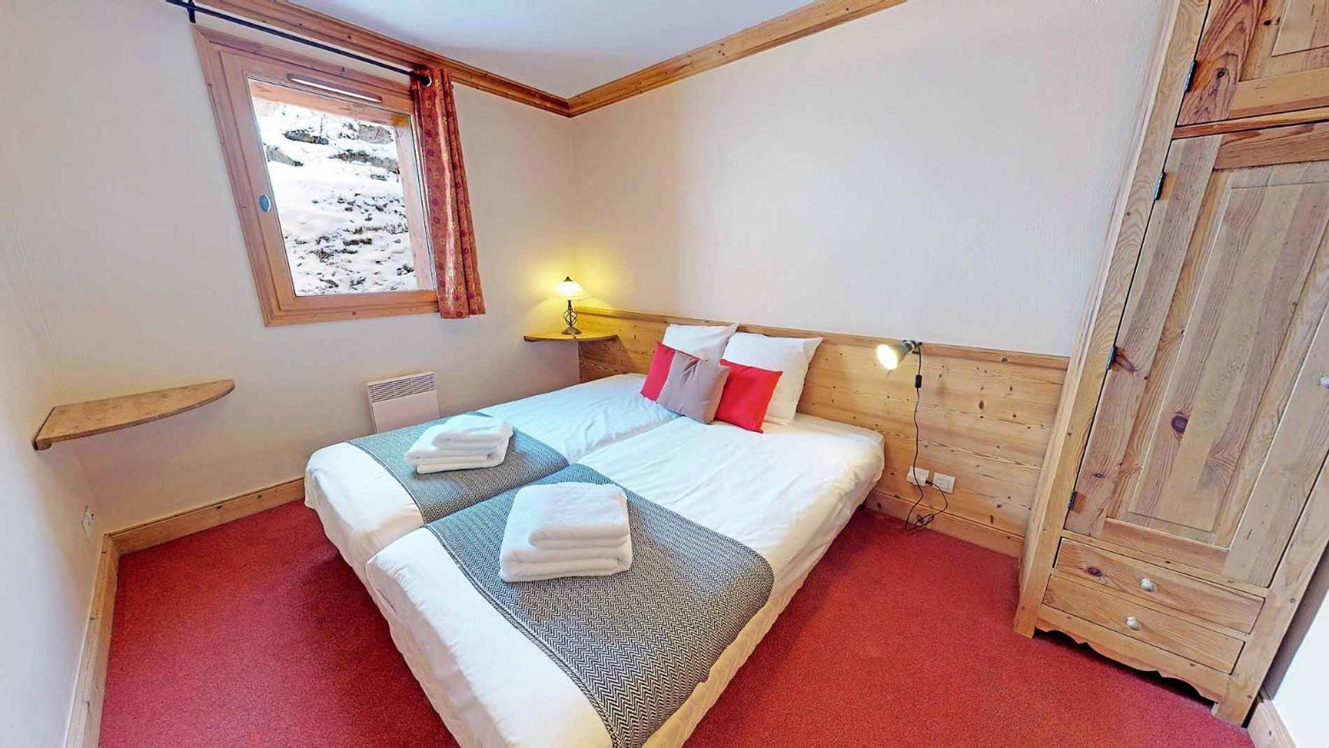Charming With View On Mont Blanc Peisey-Nancroix